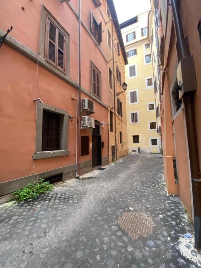 Casa Arco Della Chiesa Nuova - Pantheon & Navona Appartement Rome Buitenkant foto